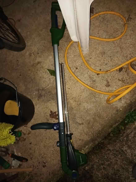 Photo of free garden strimmer (Bradbourne Lakes TN13) #1