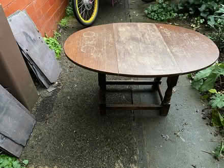 Photo of free Coffee table (needs fixing) (Chorlton M21) #1