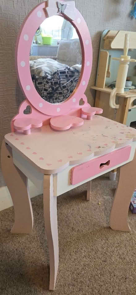 Photo of free Kid's dressing playtable (Hook roundabout KT9) #1