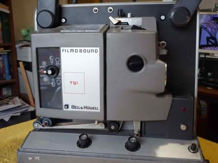 Photo of free 16mm cine projector - spares or repair (Tilgate RH10) #2