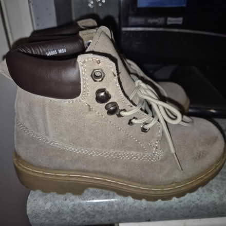 Photo of free Boots size 2 (Woking) #2