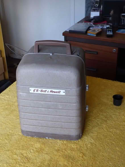 Photo of free Standard 8 cine projector - needs TLC (Tilgate RH10) #3