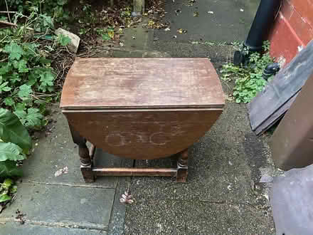 Photo of free Coffee table (needs fixing) (Chorlton M21) #3