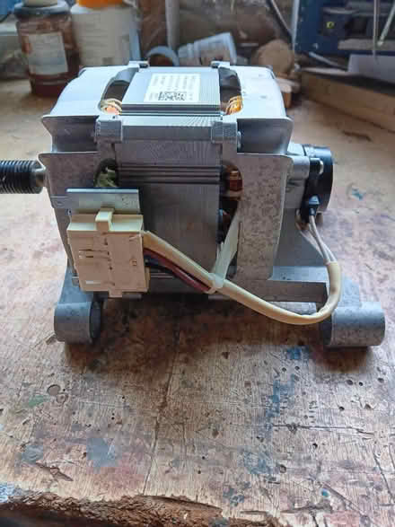 Photo of free Hotpoint washing machine motor (LU1 Luton parktown) #2