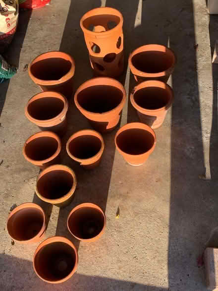 Photo of free Clay Flower Pots (Ware SG12) #1