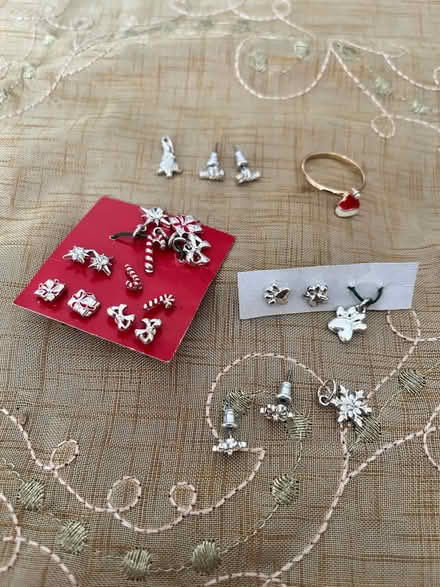 Photo of free Christmas items (Barry CF62) #1