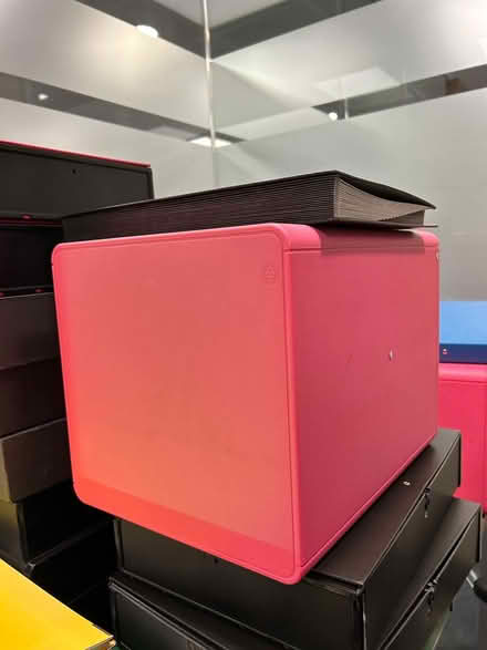 Photo of free Pink organising boxes with trays (w2 2es) #4