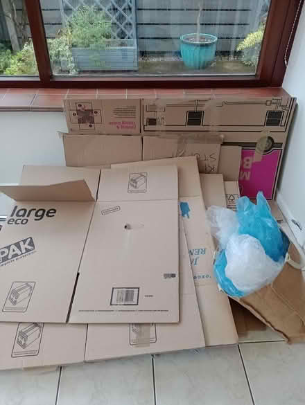 Photo of free Packing boxes (S40 Brampton) #1