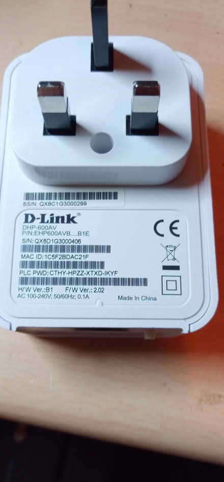 Photo of free Half a D-link network extender pair. (Woodcote RG8) #2