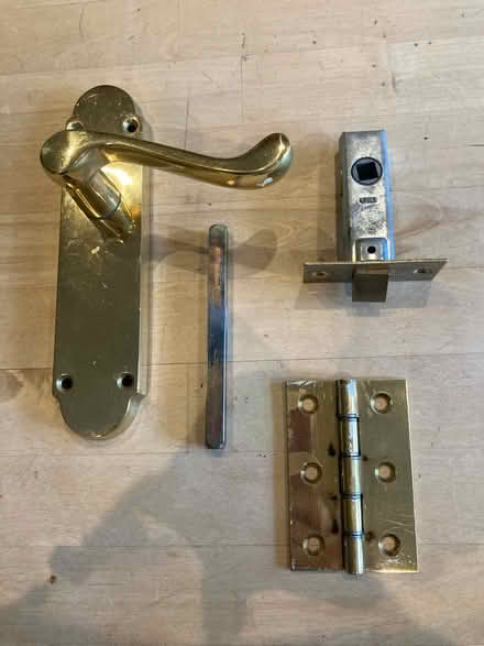 Photo of free Lever handles, latches and hinges (Newbury RG19) #2