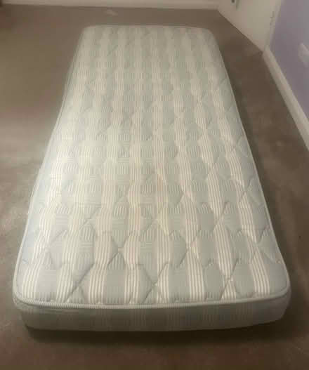 Photo of free Single mattress (N12 North Finchley) #1