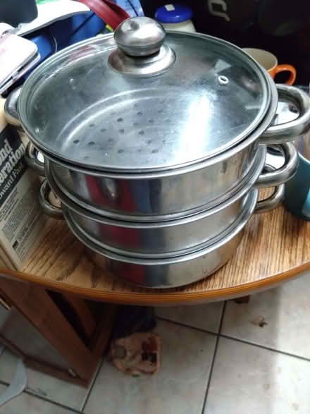 Photo of free 3 tier steamer (Shelton Lock DE24) #1