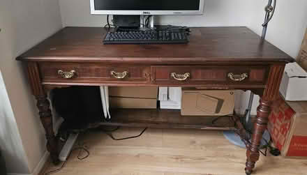 Photo of free Desk (Sydenham/Beckenham) #1