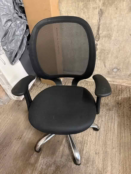 Photo of free Office chair (Near Warwick Avenue station W9) #1
