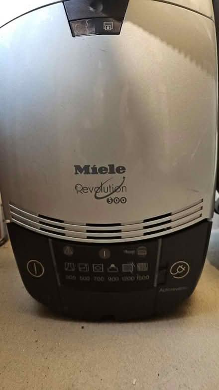 Photo of free Miele revolution 500 vacuum cleaner (Chessington) #3