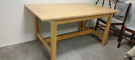 Photo of free Solid Pine Extendable Dining table. (Eastbourne BN21) #3