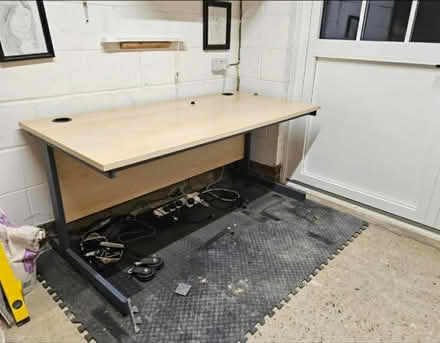 Photo of free Computer desk (CT5) #1