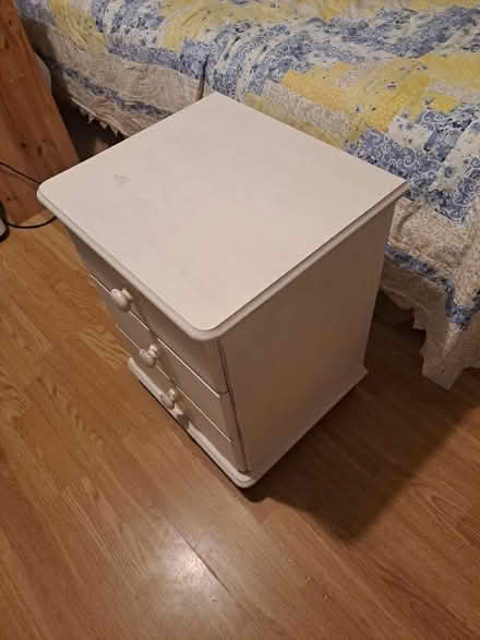 Photo of free Bedside table (Isleworth TW7) #2