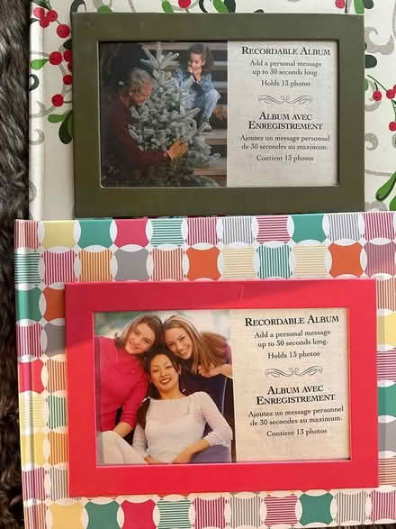 Photo of free Recordable photo albums (Elmvale Acres) #1