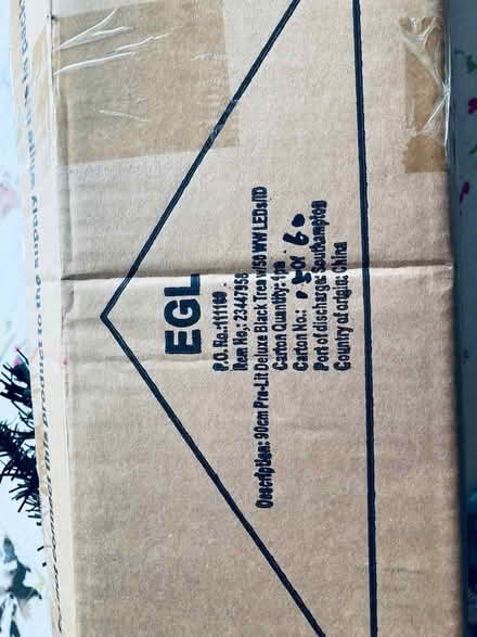 Photo of free Small Christmas Tree (Swanley BR8) #2