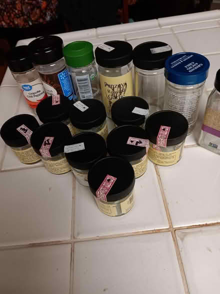 Photo of free Spice Jars (101/Lawrence Expressway) #1