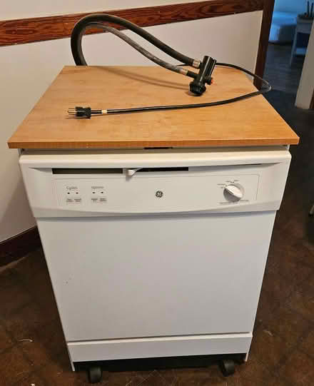 Photo of free Portable GE Dishwasher (Porter Square/Avon Hill) #1
