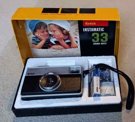 Photo of free Kodak Instamatic 33 (CT2) #1