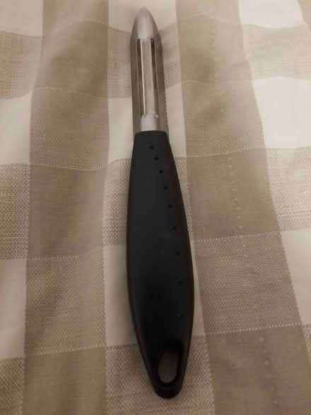 Photo of free Gently used - peeler w serrate side (Hell's Kitchen/Midtown West) #2