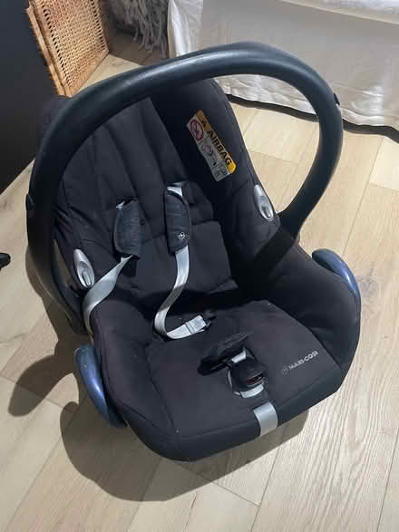 Photo of free Maxi Cosi car seat (Grove Road E3) #1