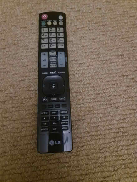 Photo of free Remotes (Selsdon) #1