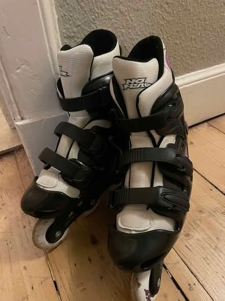 Photo of free Rollerblabes (Abbeyhill) #1