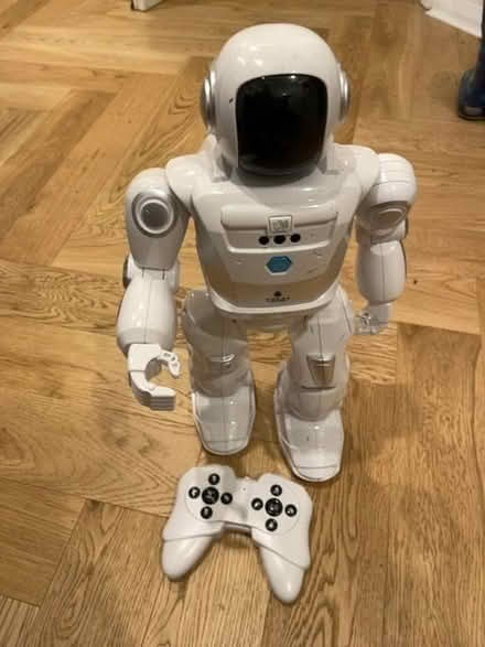 Photo of free Programmable robot kids toy (Kingston Vale SW15) #1
