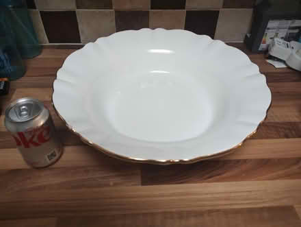 Photo of free Big White Bowl (Bratton) #2