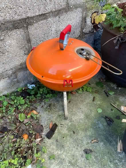 Photo of free Charcoal grill (D03) #1