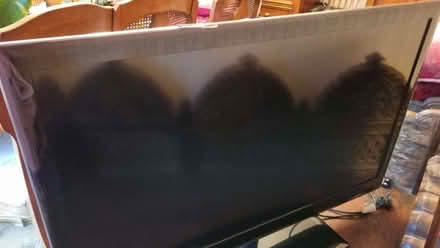Photo of free 42 inch TV (Furzedown SW17) #3
