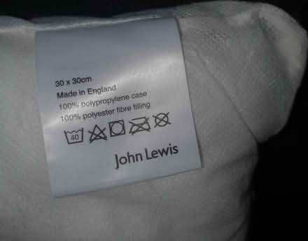 Photo of free 30x30 cm cushion (PR25 leyland) #2