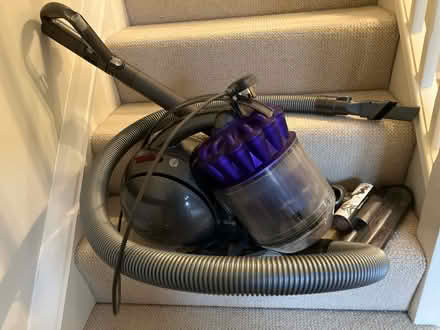 Photo of free Dyson DC39 vacuum cleaner (Friern Barnet N11) #1