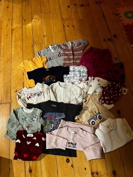 Photo of free Kids clothes size 2-3 years old (Near Lansdowne Subway Station) #1