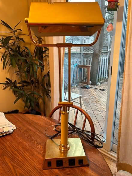 Photo of free Vintage banker’s lamp (Elmvale Acres) #1