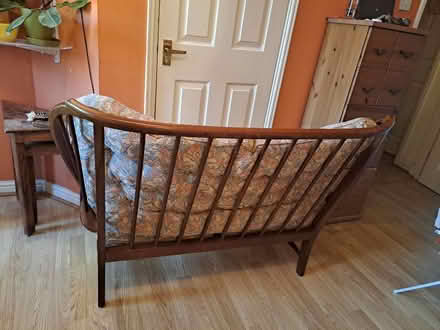 Photo of free Sofa (Isleworth TW7) #2