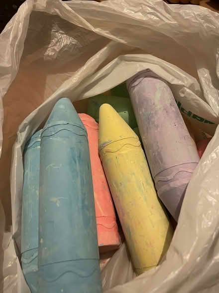 Photo of free Giant Chalk and Bubble Makers (Abbeyhill) #1