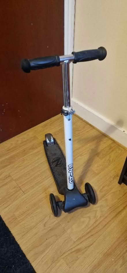 Photo of free Kids scooter (Walthamstow E17) #2