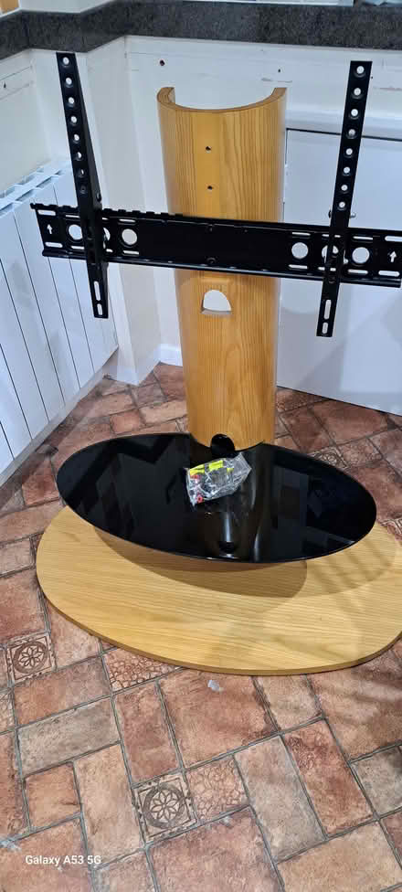 Photo of free TV stand (Wigginton OX15) #2