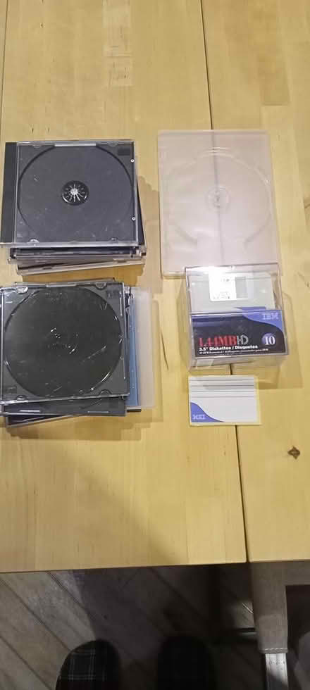 Photo of free Antediluvian CD cases, floppy disks (Preston PR1) #1