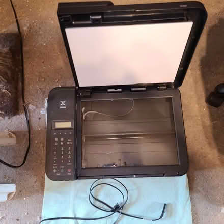 Photo of free Canon pixma TR 4527 (East Toronto) #4