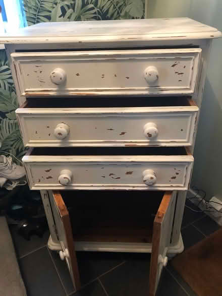 Photo of free Cupboard (Bedworth CV12) #2
