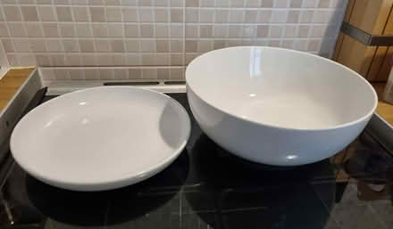 Photo of free 2 White Caramic Kitchen Fruit Bowls (Shepherds Bush W14) #1