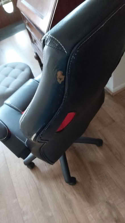 Photo of free Gaming/desk chair (Ashford TW15) #2
