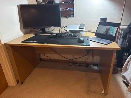 Photo of free Strong wooden desk (Berkhamsted HP4) #1