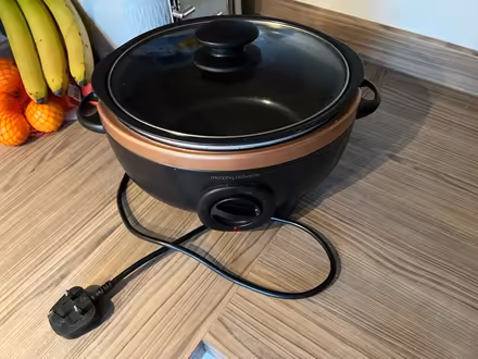 Photo of free Slow cooker (CR3 Caterham on the hill) #1